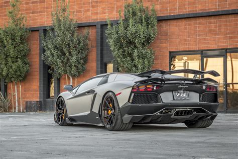 Gray Lamborghini Aventador Treated To Carbon Fiber — Gallery