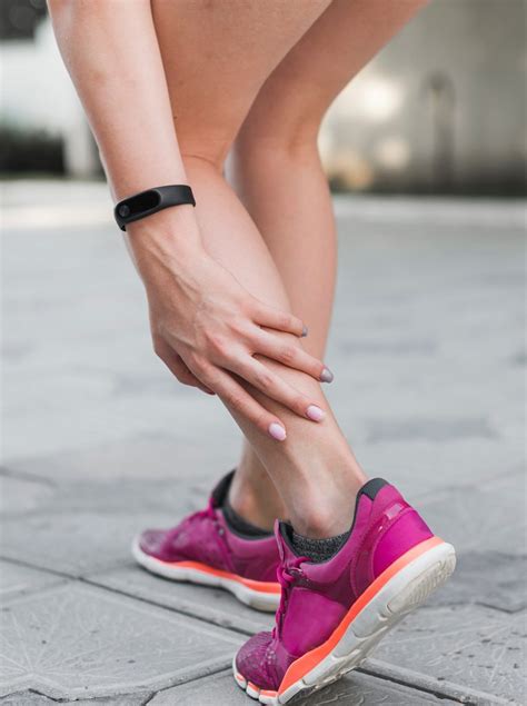 Aching Legs In The Morning 6 Possible Reasons Functional Foot Rehab And Laser Therapy Clinic