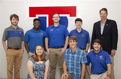 Seven Coes Students Earn Service Based Cybersecurity Scholarships