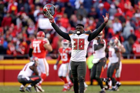 The Buccaneers clear up the team's cornerback depth
