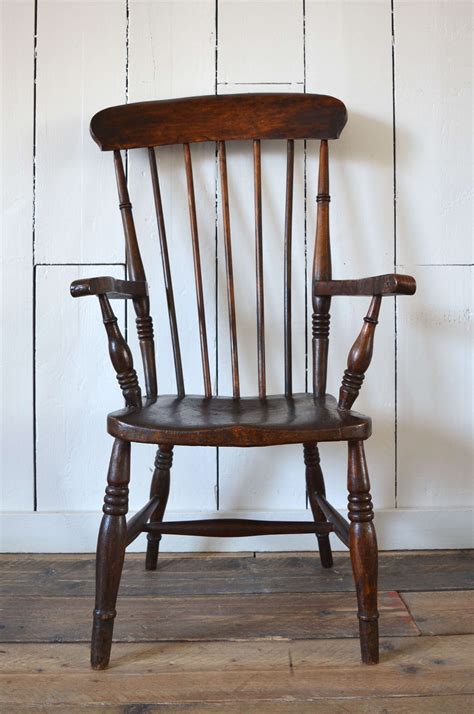 18th Century Windsor Chair In Antique Elbow Chairs
