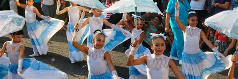 La fiesta del inty raymi es la principal celebración de los pueblos indígenas de los andes para dar la bienvenida al solsticio de verano cuya fecha clave es el 21 de junio, que marca el final y el comienzo del año agrícola. Fiestas Julianas Guayaquil Ecuador