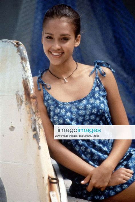 The New Adventures Of Flipper Jessica Alba Mgm Courtesy Everett Collection Mgm