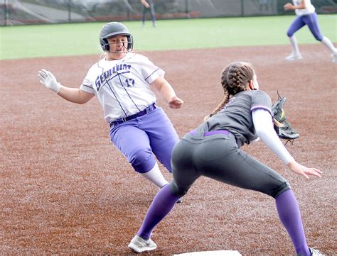 Softball Girls Trivium Prep Girls Softball Finishes Its Best Season Sports Westvalleyview Com