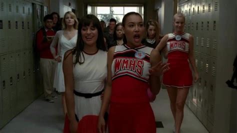 Glee I Kissed A Girl Full Performance Youtube