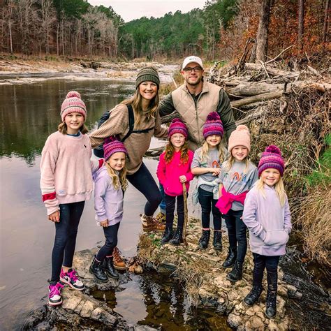 Outdaughtered s danielle busby in hospital for invasive test as she