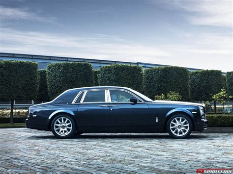 Official 2015 Rolls Royce Phantom Metropolitan Collection Gtspirit