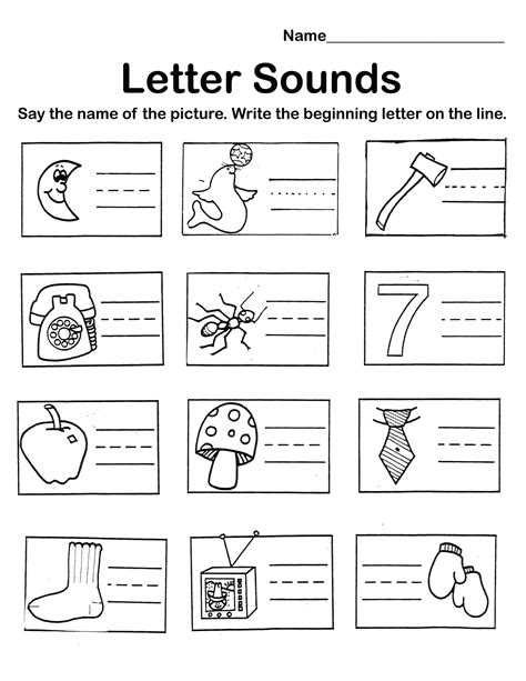 Tracing Vowel Letters Worksheet