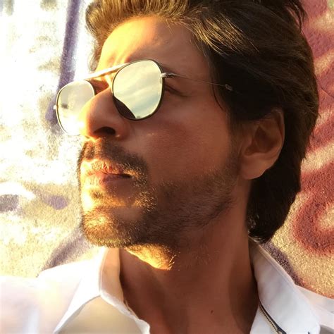 Shah Rukh Khan to start shooting for Pathan in November ...