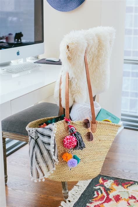 Diy Pom Pom Beach Bag