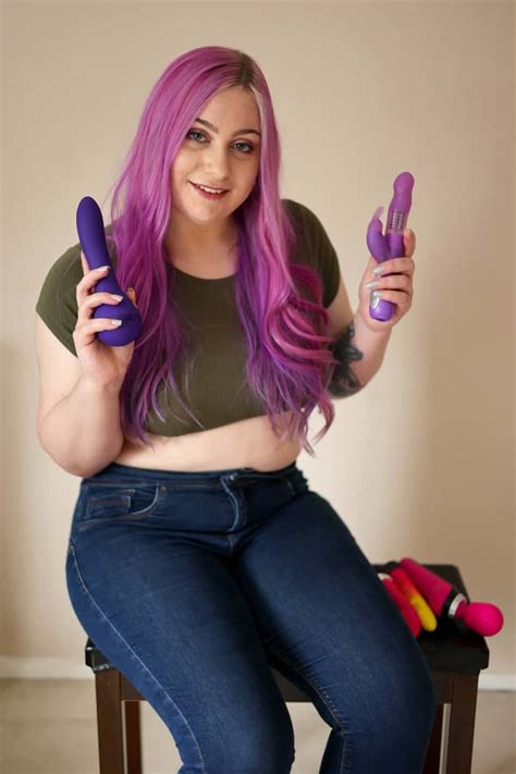 Woman Gets Paid To Test Sex Toys And Says Its The ‘best Job In The World