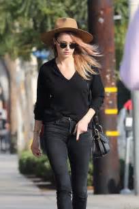 Amber Heard Casual Style Leaves Cafe Gratitude In West Hollywood 11