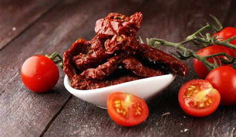 Cooking And Shopping Tips For Sun Dried Tomatoes Infogrocery