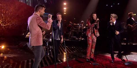 Watch One Directions Last Pre Hiatus X Factor Performance Cry Forever
