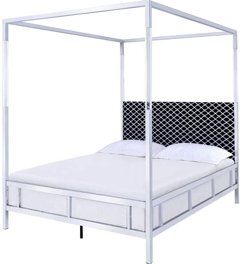 It usually has posts at each of the four corners extending 1.3m (4 feet) or more above the mattress. Raegan Chrome Queen Canopy Metal Bed from Acme | Coleman ...
