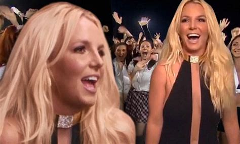Britney Spears Wears Plunging Jumpsuit As She Announces Las Vegas