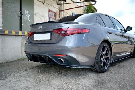 Discover the new alfa romeo giulia: Estrattore sottoparaurti Alfa Romeo Giulia Veloce 2015-