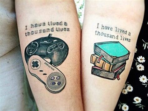 Gamer And Reader Tatuagem Casal Tatuagem De Amor Tatuagens Criativas