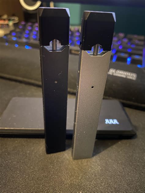 Many vapers who have jumped on the juul craze aren't aware that you can get more mileage from juul pods once you've vaped through one. My pretty Juuls (Gem pods) on top, slate juul comes from ...