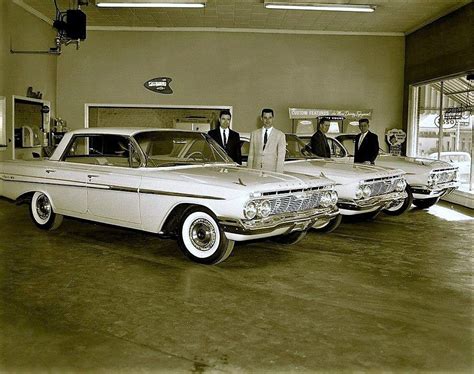 1961 Chevrolet Dealership Showroom Genuine Chevy Retro Cars
