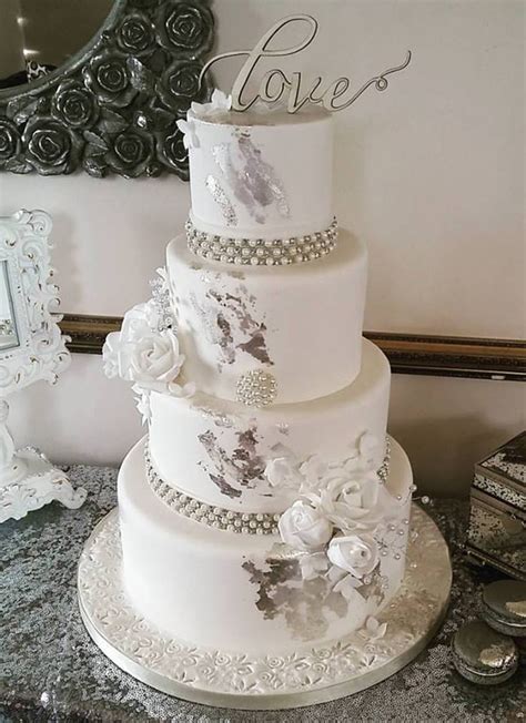 25 Stunning Sparkling And Metallic Wedding Cakes Weddingsonline