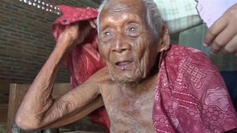 indonesian man claims to be world s oldest person at 145 itv news