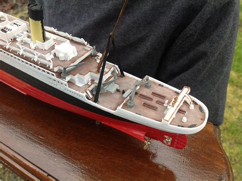 Rms Titanic Ocean Liner Plastic Model Commercial Ship Kit 1570