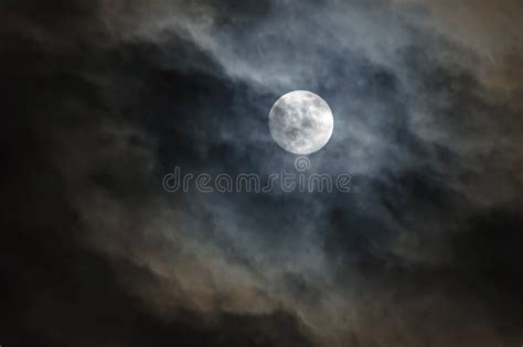 31898 Dark Night Full Moon Photos Free And Royalty Free Stock Photos