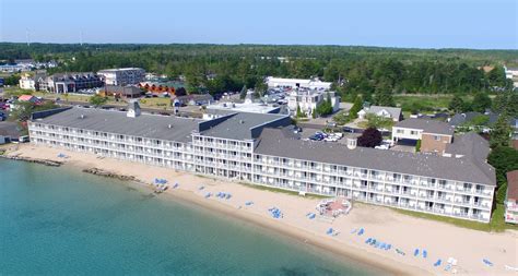 Mackinaw City Hotels Hamilton Inn Select Beachfront Of Mackinaw City