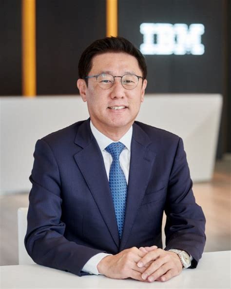 CEO Of IBM Korea Seong Sik Won Introducing A Customized Hybrid Cloud