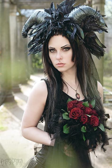 Model Vipers Doll Photograpy Phrenetica Gothic And Amazing