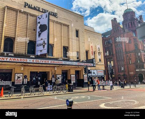 The Palace Theatre Manchester Hi Res Stock Photography And Images Alamy