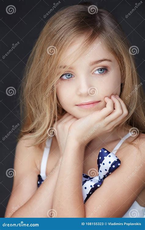Attractive Young Girl With Blu Eyes Stock Image Image Of Lovely