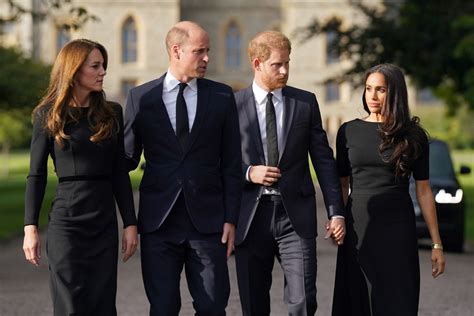 Prince Williams Gesture To Meghan Markle After Queens Death Goes Viral