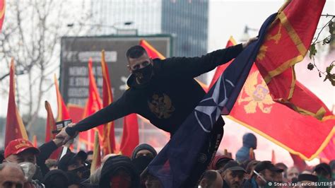 Montenegro Protesters Accuse New Government Of Cozying Up To Serbia