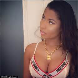 Nicki Minaj Bares Her Cleavage And Toned Mid Riff In Moschino Bra And Panties On Set Of Her New