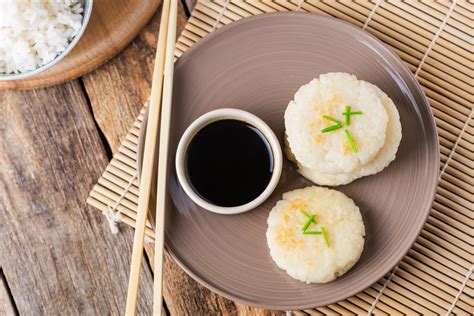 A Simple Recipe For Delicious Japanese Pan Fried Rice Cakes Rice Cake