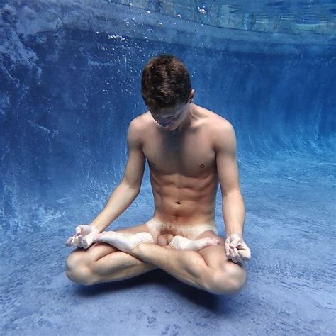 Naked Underwater Babes 154 Pics XHamster