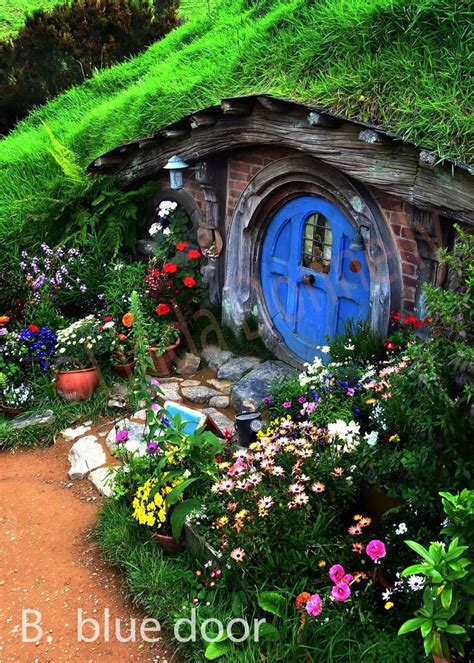 Hobbiton Movie Set Hobbit Houses The Hobbit Lord Of The Etsy In 2020