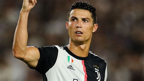 Allegri optimis cristiano ronaldo siap lakoni laga pembuka juventus. Berita Bola - Ronaldo Beri 'Lampu Hijau' Juventus Rekrut ...