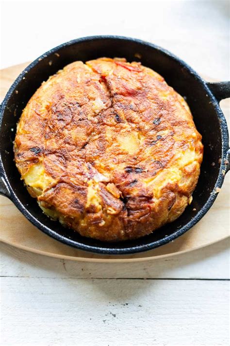 In mexico, cactus is a spaniards take their ham very seriously compared to mexicans. The Best Authentic Spanish Tortilla Recipe With Serrano ...