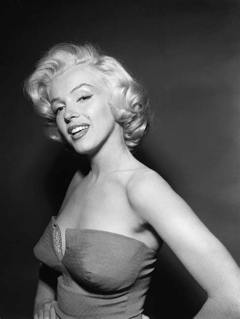 Marilyn Monroe By Bert Reisfeld