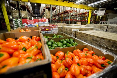 Find an open distribution center. Community Food Bank moves distribution center site