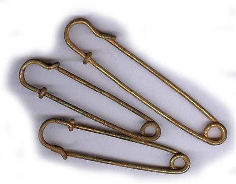 Vintage Brass Safety Pins Large Verdigris Patinaed Brass Etsy
