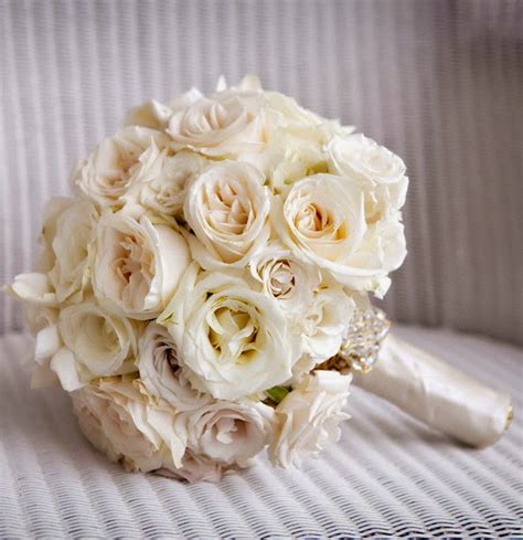 12 Stunning Wedding Bouquets 28th Edition Belle The
