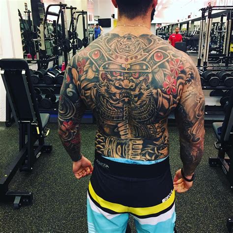 Yakuza tattoos come in different styles and forms. 35 Delightful Yakuza Tattoo Ideas - Traditional Totems ...