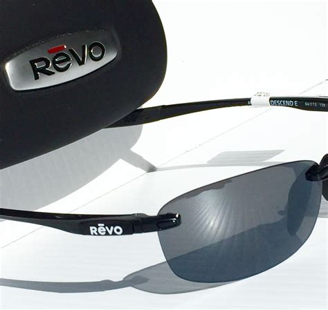 New Revo Descend E Black Polished W Grey Polarized Lens Sunglass