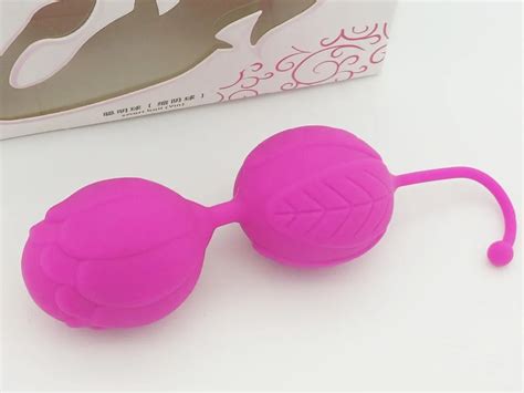 Free Shipping Silicone Geisha Lastic Ball Elastomed Kegel Balls Female Love Ball Vagina Massager