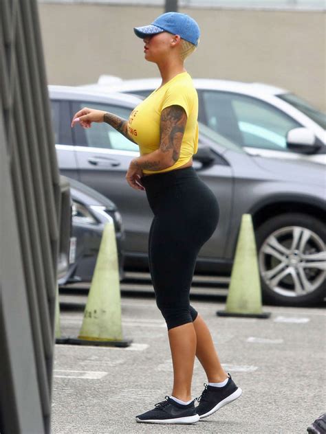 Amber Rose Out In Yoga Pants Lawd Av Mercy