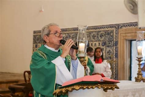 Moema Participou Da Missa De Acolhimento Do Padre Thiago Novo Vigário